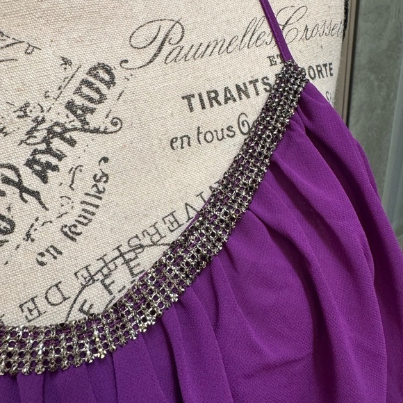 NWOT Express Ruffle Beaded Tank - Picture 2 of 6